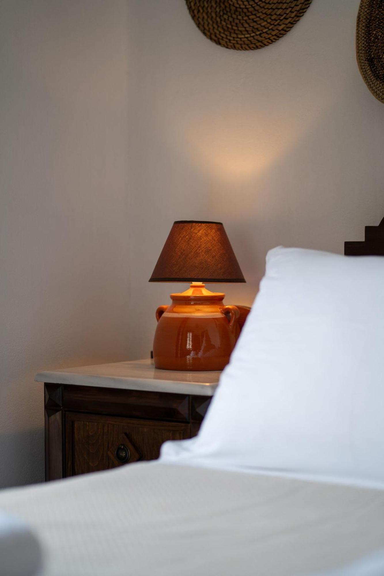 Mirsini Apartments In Sifnos Vathi  Extérieur photo