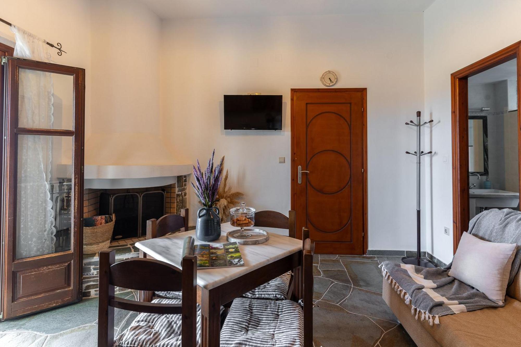 Mirsini Apartments In Sifnos Vathi  Extérieur photo